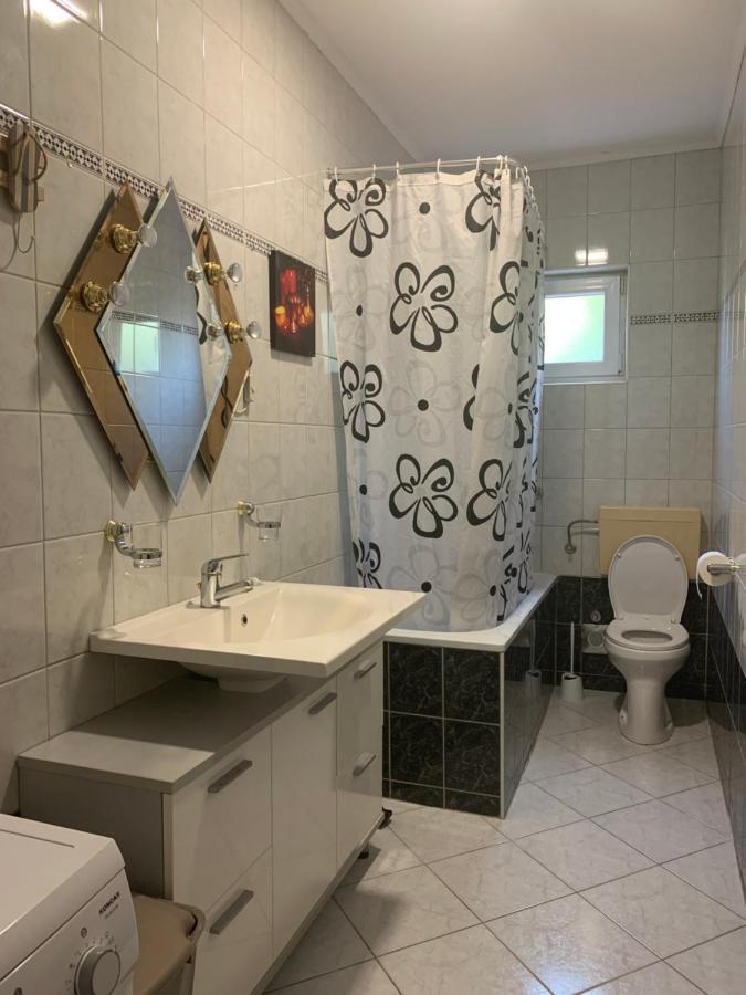 Roni Apartma