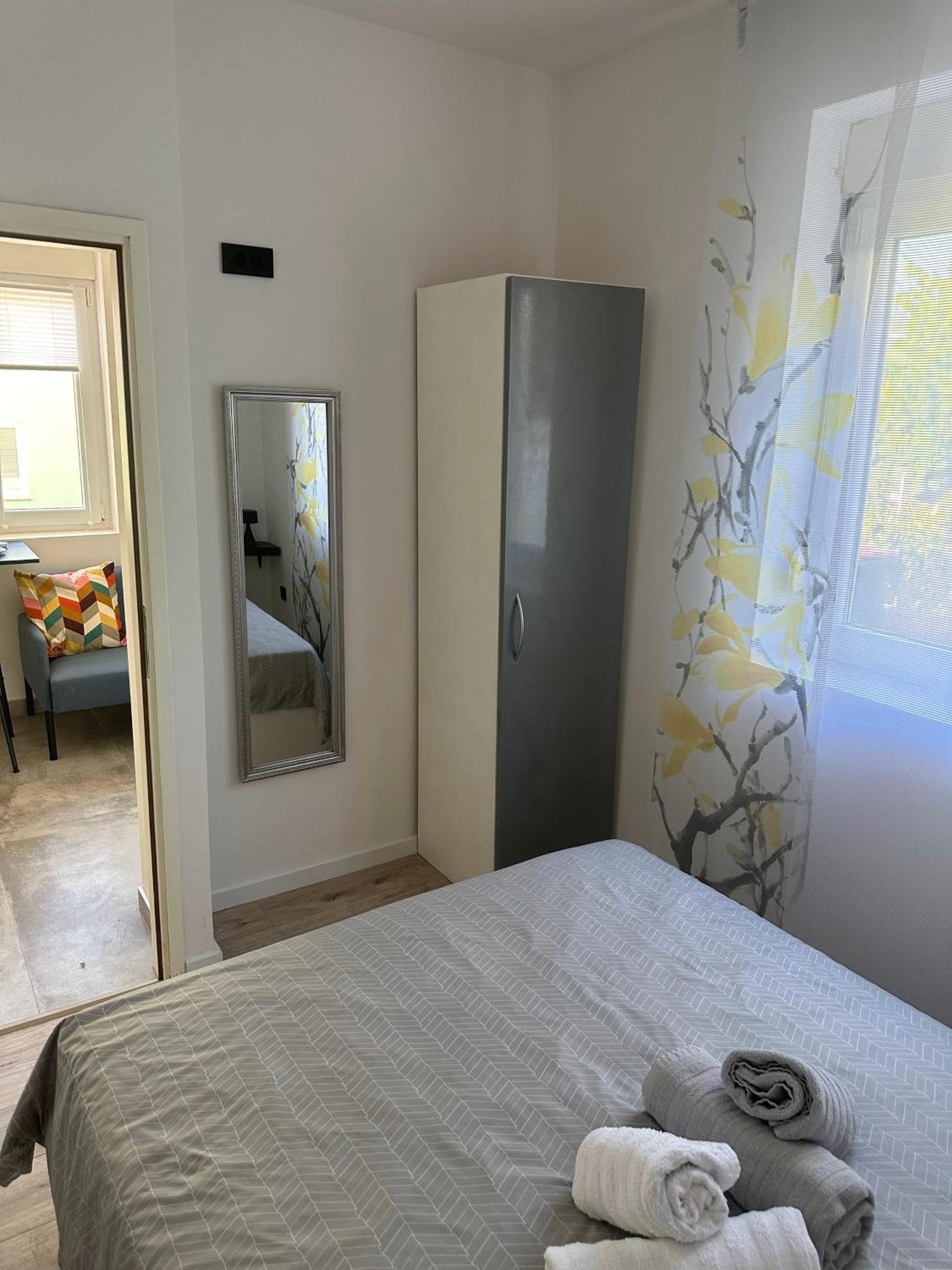 Apartma Roni *