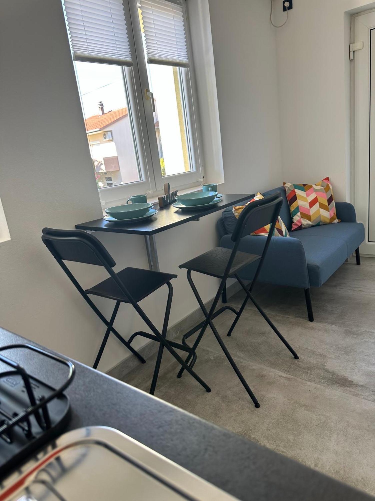Roni Apartma *