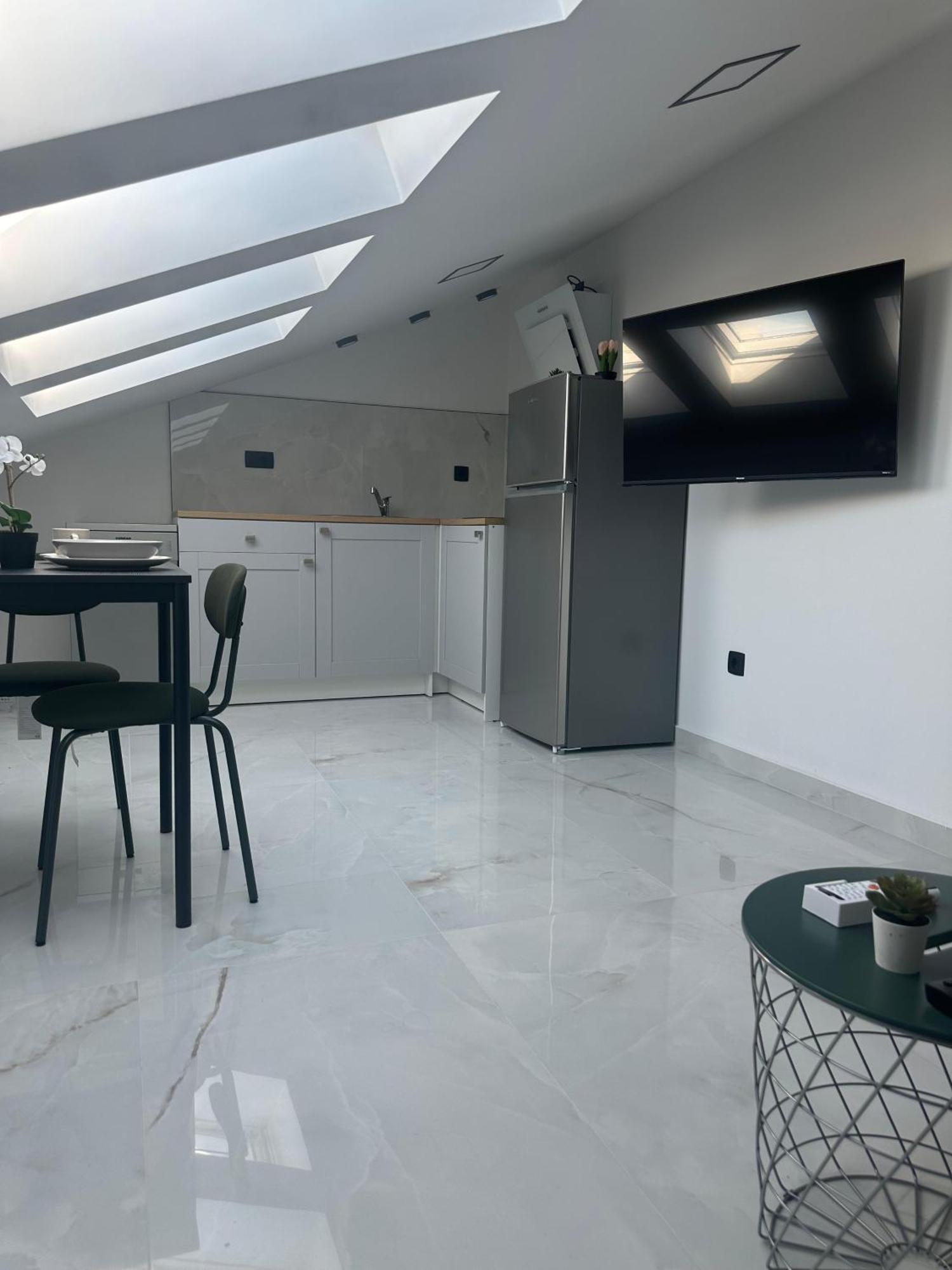 Roni Apartma Zadar
