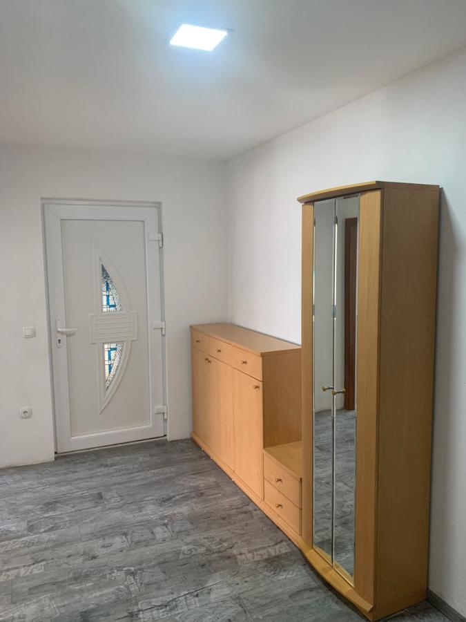 Roni Apartmán
